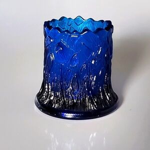 Vntg Fenton Blue Tree Trunk 2 1/2" Toothpick Holder